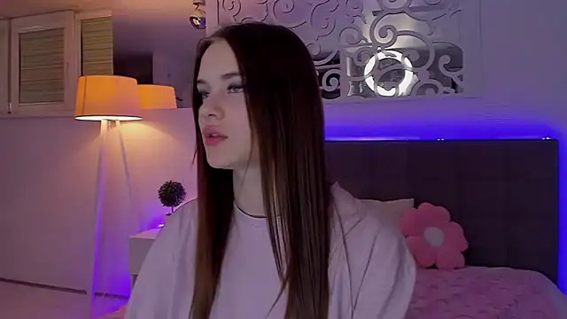 LuisaClover Live XXX Chat