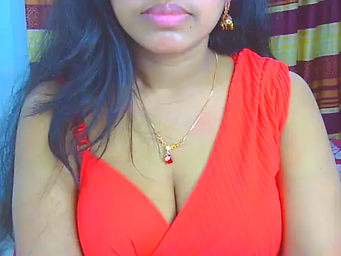 Pertunjukan Kamera Web Noor_Zarin