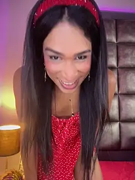 Ashly_Miller Show in webcam