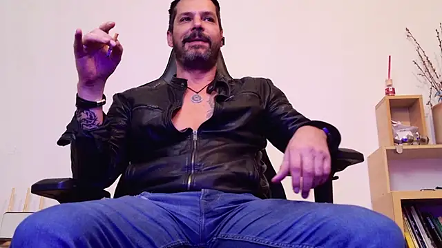 ChrisKox 在線直播表演