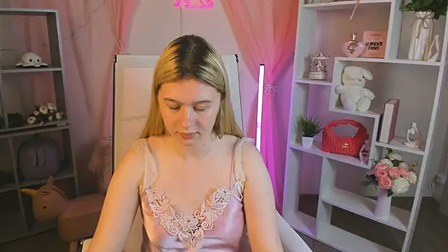 CelestineMauriac Chat XXX in diretta