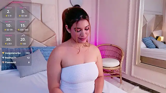 Kendal-Ross live XXX chat