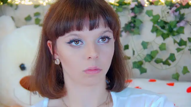 Chat +18 de ElisabethDavis ao vivo