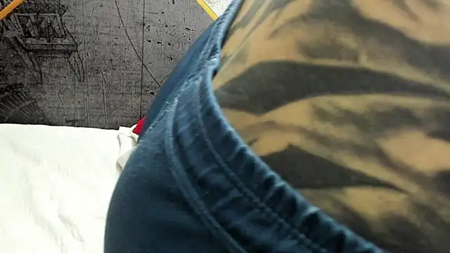 Вебкам-шоу Gury_tattoo