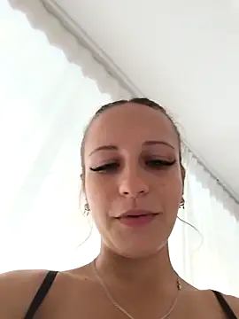 Czat XXX na żywo – emma4xxx