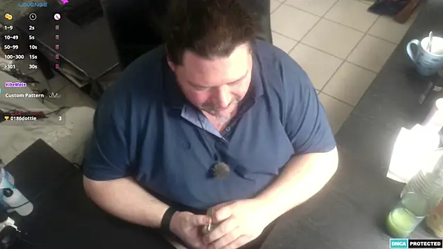 MysticDevil Pertunjukan Webcam