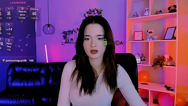 Chat XXX Live liana_kisses