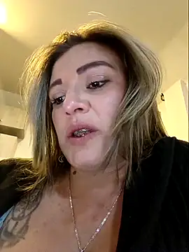 cataleyamyst Chat XXX in diretta