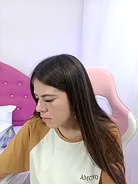 Juana_miel Chat XXX in diretta