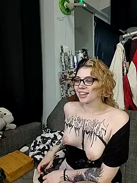 Вебкам-шоу whatevaandissues