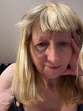 MatureKim live XXX chat