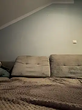 anonimgirl18old Adlı Modelin Canlı XXX Sohbeti