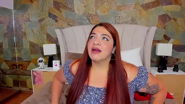 Chat XXX en directo de GabyGrey_