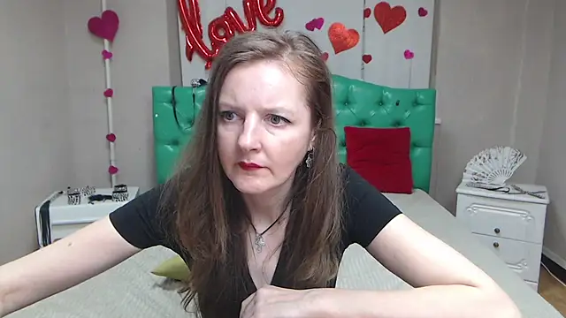 MeganPirsのライブXXXチャット