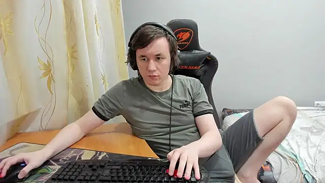 iliaskrislove Chat XXX live