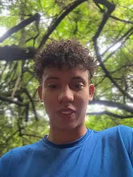 yoursexyjose Chat XXX live