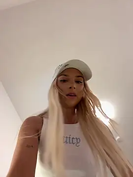 Naughtyblondex – Naživo XXX chat