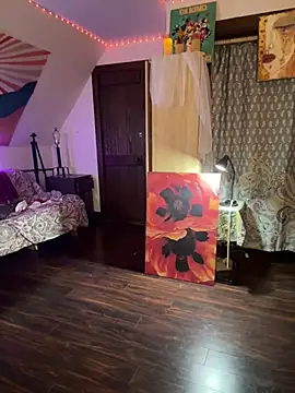 SuzyCatzz Adlı Modelin Canlı XXX Sohbeti