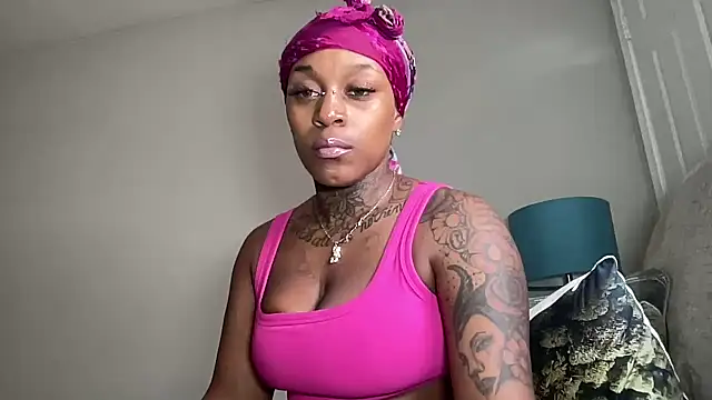 Creamesensation's Webcam Show