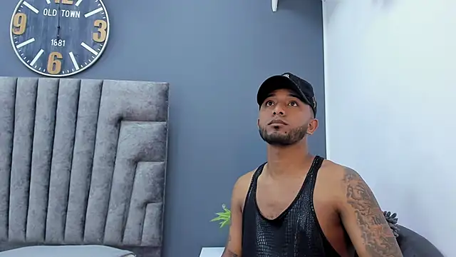 Robin_Rief 即時 XXX 聊天