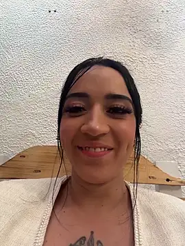 EmmyEvans1 Live XXX-Chat