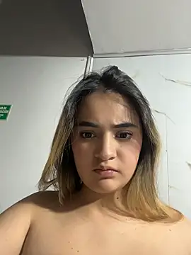 Antonella_Julieta's Webcam Show