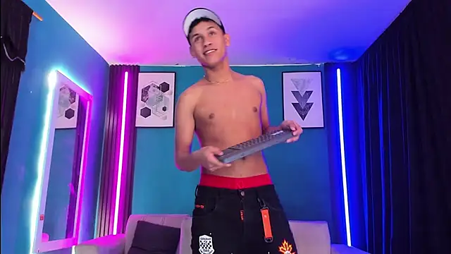 _HotWildwolves 网络视讯表演