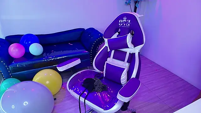 Chat XXX en directo de Maddie_T18