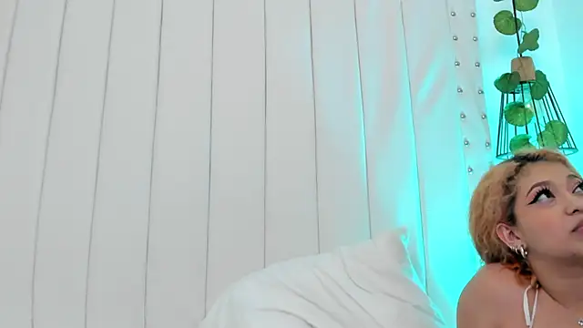 XXX chat uživo modela sebas_and_vanessa