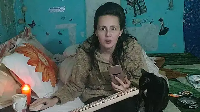 XXX chat uživo modela brighteyes77