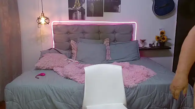 Keyla01_ 라이브 XXX 채팅