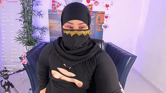 XXX chat uživo modela samanee_konn