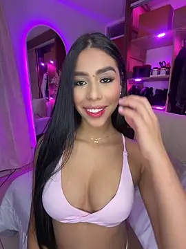 Rossie_Blooms' Webcam Show