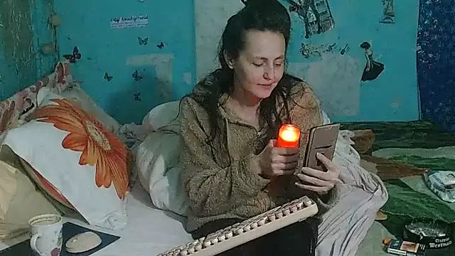 brighteyes77 Live XXX-chat