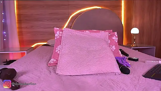 danna_berlin_ 现场XXX聊天