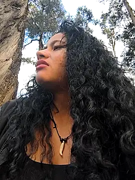 Czat XXX na żywo – Yaya_watson