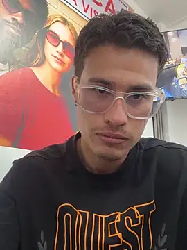 TavoHot_ Pertunjukan Webcam