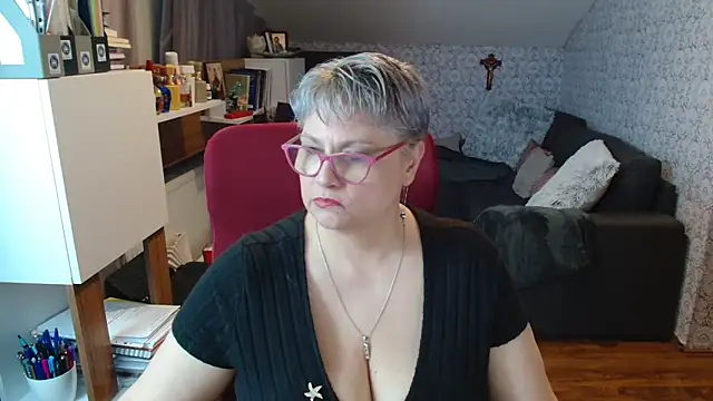 Chat +18 de bigtits4you ao vivo