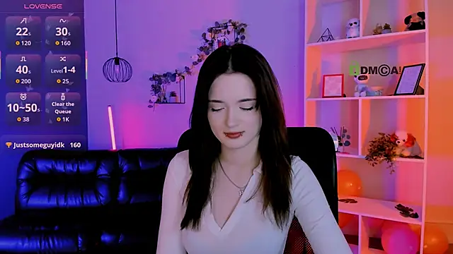 liana_kisses 现场XXX聊天