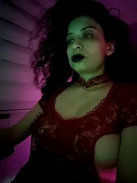 Miss_Carmilla – Live XXX-chat