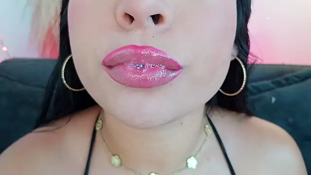 mia_roux1 – Live XXX-chat