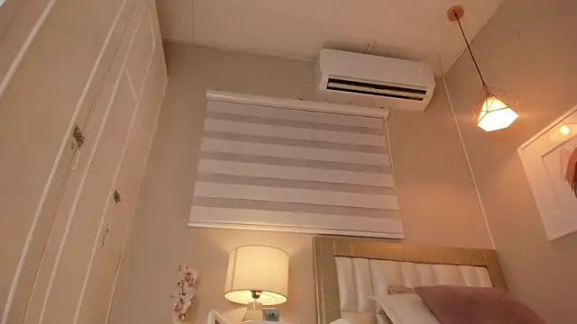 Chat +18 de electra_a ao vivo