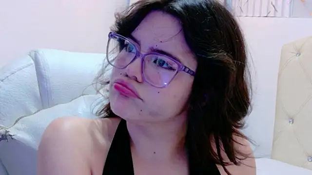 Alexa_Missfortune – Live XXX-chat