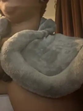 nickytheehawtie 现场XXX聊天