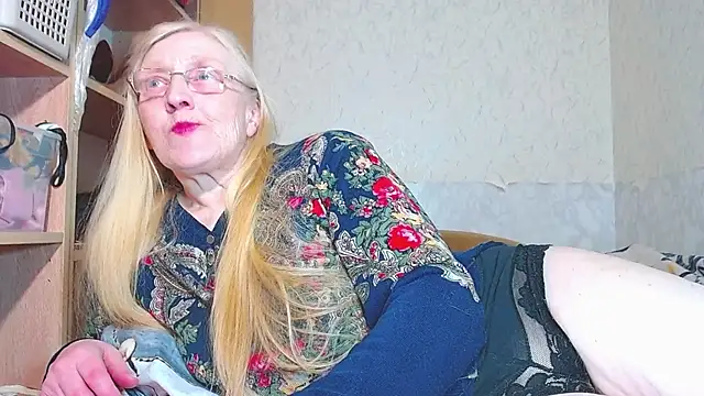 MadamBombShell Webcam show