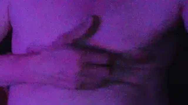 Chat +18 de cumloverboyxx69 ao vivo