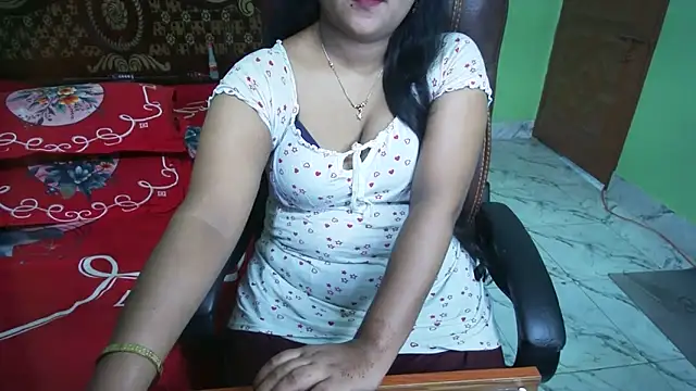BengaliQueenStar's Live XXX Chat