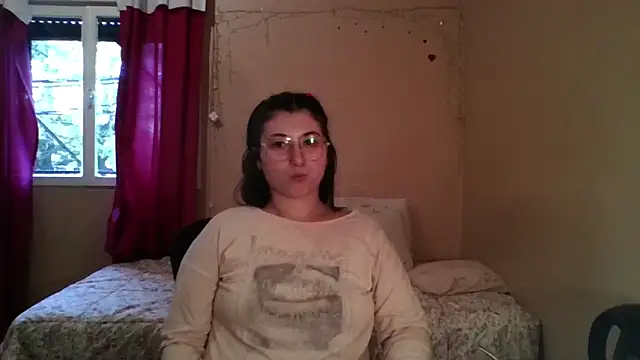 imsohornydacom Chat XXX live