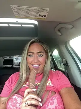 Pokazy przed kamerką – sunshinekisses