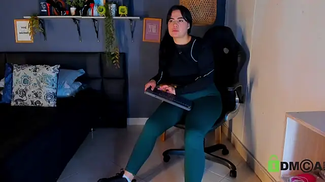 eliza_pink24's Live XXX Chat